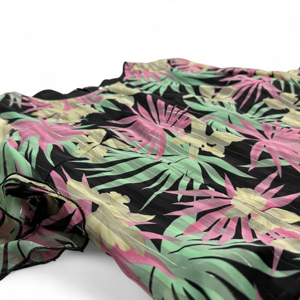 Dancing Queen Versalle 3/4 sleeve blouse beige tropical leaf print black Size 38 - Picture 5 of 7